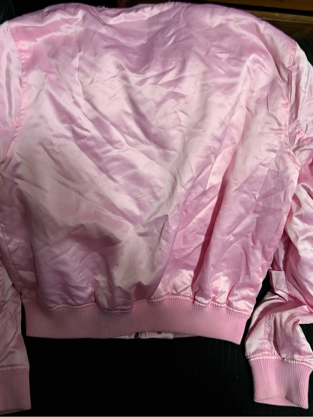 Overwatch D.Va Rabbit
Size M Overwatch D. Va White Rabbit Satin bomber jacket - Picture 2 of 4